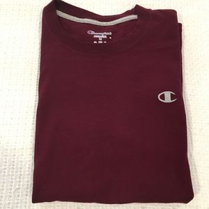Men's  burgundy T-shirt